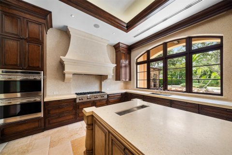 House in Pinecrest, Florida 7 bedrooms, 1067.73 sq.m. № 1961297 - photo 25