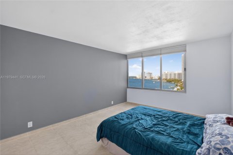 Copropriété à louer à Miami Beach, Floride: 1 chambre, 79.15 m2 № 2045965 - photo 23