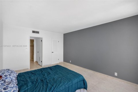 Copropriété à louer à Miami Beach, Floride: 1 chambre, 79.15 m2 № 2045965 - photo 25