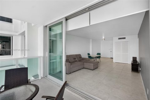 Copropriété à louer à Miami Beach, Floride: 1 chambre, 79.15 m2 № 2045965 - photo 21