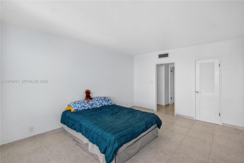 Copropriété à louer à Miami Beach, Floride: 1 chambre, 79.15 m2 № 2045965 - photo 24