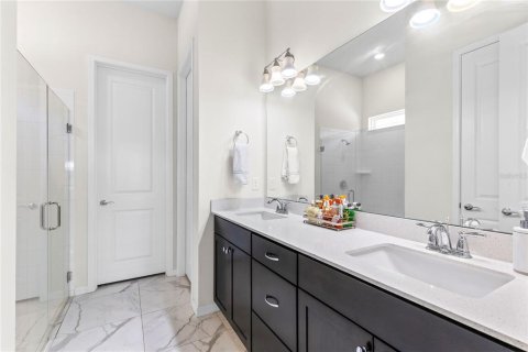Villa ou maison à vendre à Orlando, Floride: 4 chambres, 274.15 m2 № 2329775 - photo 19