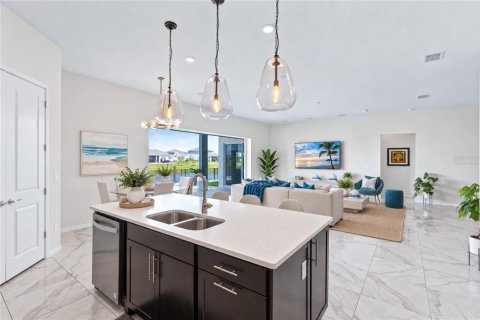 Villa ou maison à vendre à Orlando, Floride: 4 chambres, 274.15 m2 № 2329775 - photo 11