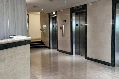 Condominio en alquiler en Miami, Florida, 1 dormitorio, 73.11 m2 № 2008025 - foto 22