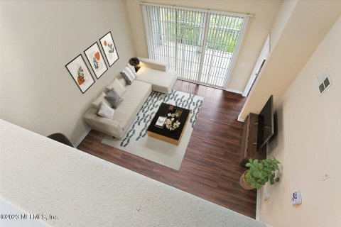 Condo in Jacksonville, Florida, 1 bedroom  № 769902 - photo 1