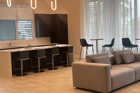 Townhouse in Homestead, Florida 4 bedrooms, 166.3 sq.m. № 2057313 - photo 14