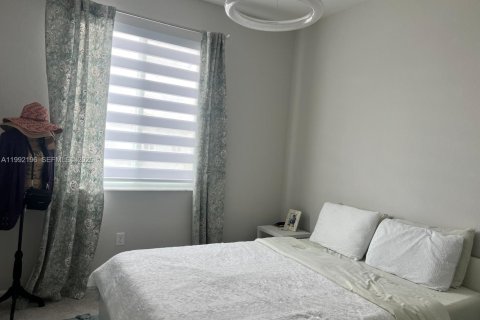 Townhouse in Homestead, Florida 4 bedrooms, 166.3 sq.m. № 2057313 - photo 7