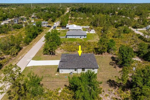 House in Port Charlotte, Florida 3 bedrooms, 147.99 sq.m. № 1590518 - photo 28