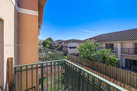 Condominio en venta en Miami, Florida, 2 dormitorios, 125.42 m2 № 2008257 - foto 25