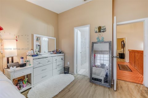 Condominio en venta en Miami, Florida, 2 dormitorios, 125.42 m2 № 2008257 - foto 21