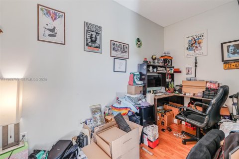 Condominio en venta en Miami, Florida, 2 dormitorios, 125.42 m2 № 2008257 - foto 10