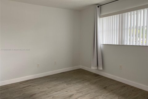 Appartement à louer à Margate, Floride: 1 chambre, 63.17 m2 № 1889389 - photo 4