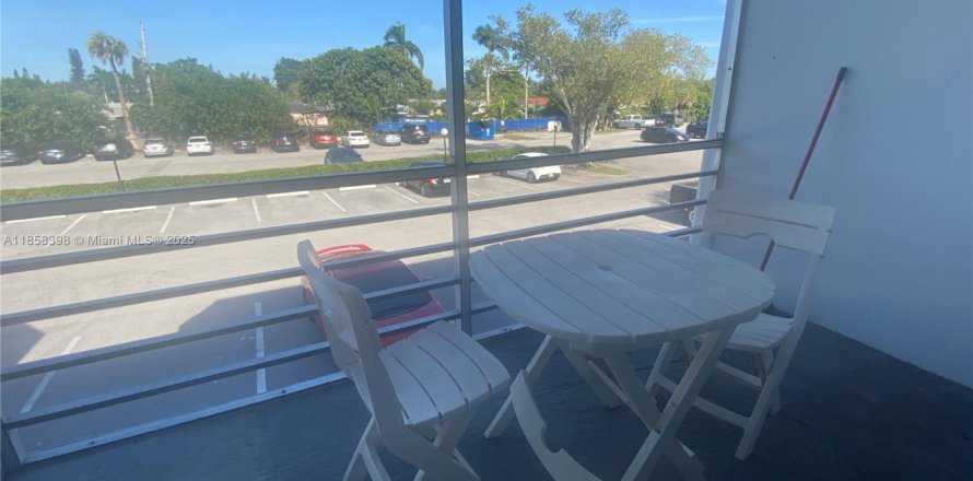 Appartement à Margate, Floride 1 chambre, 63.17 m2 № 1889389