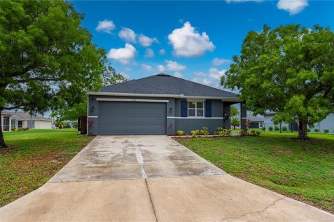 House in Punta Gorda, Florida 4 bedrooms, 181.81 sq.m. № 2216997