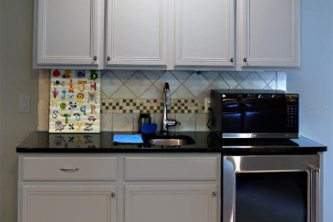 House in Kissimmee, Florida 8 bedrooms, 375.42 sq.m. № 1846538 - photo 27