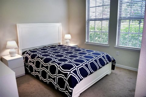 House in Kissimmee, Florida 8 bedrooms, 375.42 sq.m. № 1846538 - photo 20