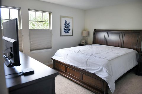 House in Kissimmee, Florida 8 bedrooms, 375.42 sq.m. № 1846538 - photo 28