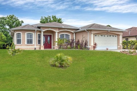 Villa ou maison à North Port, Floride 3 chambres, 158.49 m2 № 2212241