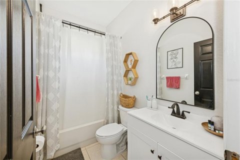 House in Winter Garden, Florida 4 bedrooms, 193.05 sq.m. № 1831993 - photo 23