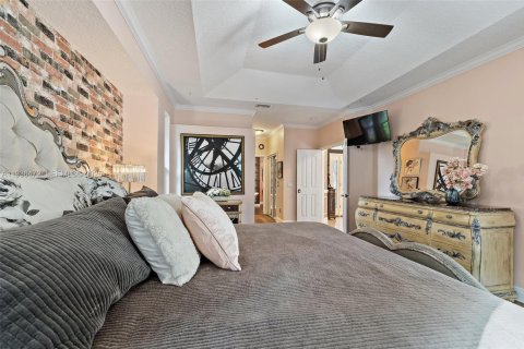 Casa en venta en Palm City, Florida, 5 dormitorios, 423.17 m2 № 1994510 - foto 30