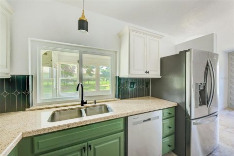 House in Hudson, Florida 3 bedrooms, 149.29 sq.m. № 1808496 - photo 18