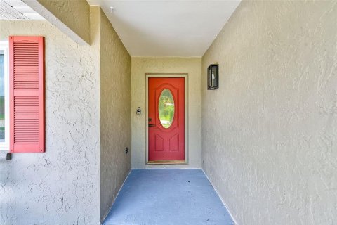 House in Hudson, Florida 3 bedrooms, 149.29 sq.m. № 1808496 - photo 3