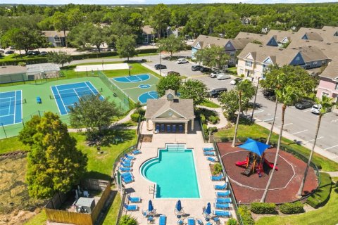 Condominio en venta en Kissimmee, Florida, 4 dormitorios, 136.57 m2 № 2208555 - foto 27