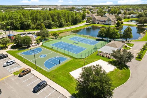 Condominio en venta en Kissimmee, Florida, 4 dormitorios, 136.57 m2 № 2208555 - foto 24