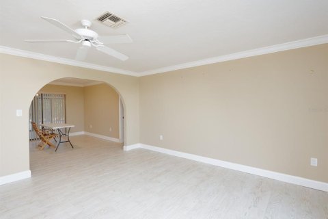 Villa ou maison à vendre à Englewood, Floride: 3 chambres, 189.52 m2 № 2434797 - photo 8