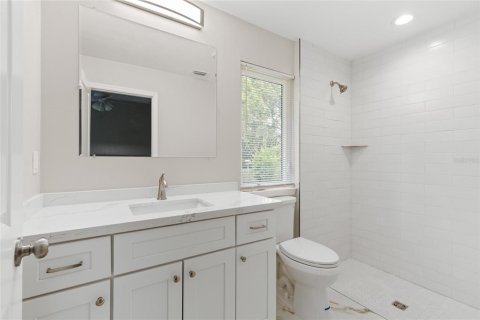House in Gainesville, Florida 4 bedrooms, 155.52 sq.m. № 1773260 - photo 15