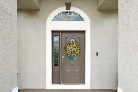 House in Winter Garden, Florida 4 bedrooms, 346.34 sq.m. № 2398405 - photo 4