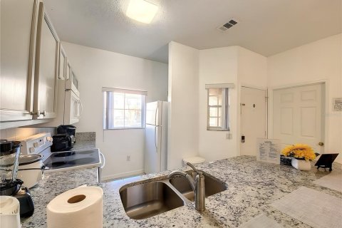 Adosado en venta en Kissimmee, Florida, 3 dormitorios, 119.94 m2 № 2227116 - foto 14