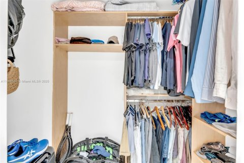 Copropriété à vendre à Doral, Floride: 2 chambres, 88.26 m2 № 1983160 - photo 9