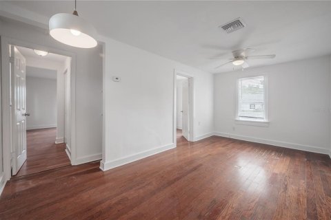 Immobilier commercial à vendre à Tampa, Floride: 3 chambres, 124.3 m2 № 2284182 - photo 30