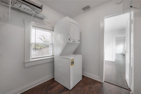 Immobilier commercial à vendre à Tampa, Floride: 3 chambres, 124.3 m2 № 2284182 - photo 18