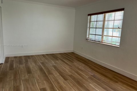 Купить кондоминиум в Майами-Бич, Флорида 1 комната, 66.33м2, № 2002325 - фото 6