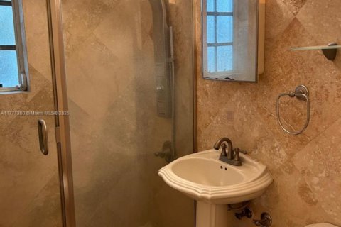 Купить кондоминиум в Майами-Бич, Флорида 1 комната, 66.33м2, № 2002325 - фото 11