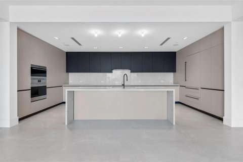 Copropriété à vendre à Fort Lauderdale, Floride: 3 chambres, 271.09 m2 № 2174317 - photo 12