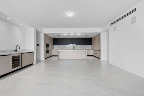 Copropriété à vendre à Fort Lauderdale, Floride: 3 chambres, 271.09 m2 № 2174317 - photo 11