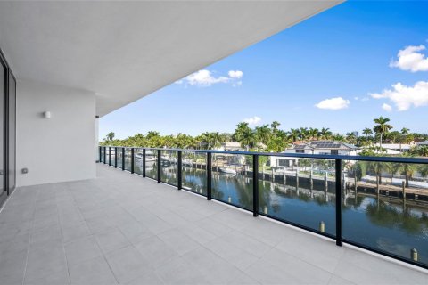 Copropriété à vendre à Fort Lauderdale, Floride: 3 chambres, 271.09 m2 № 2174317 - photo 18