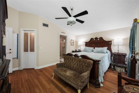 Villa ou maison à vendre à Tampa, Floride: 3 chambres, 244.43 m2 № 2094533 - photo 18