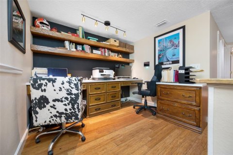 Villa ou maison à vendre à Tampa, Floride: 3 chambres, 244.43 m2 № 2094533 - photo 14