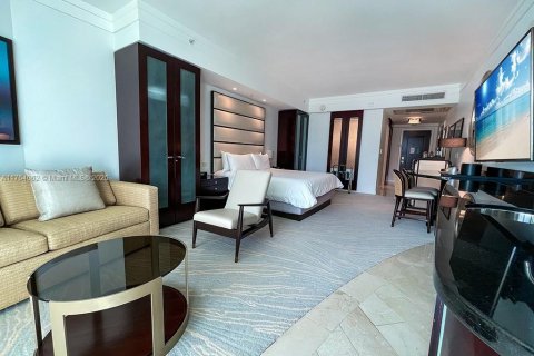 Купить кондоминиум в Майами-Бич, Флорида 49.98м2, № 2063213 - фото 3