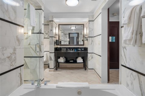 Купить кондоминиум в Майами-Бич, Флорида 49.98м2, № 2063213 - фото 6
