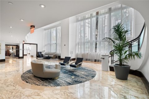 Купить кондоминиум в Майами-Бич, Флорида 49.98м2, № 2063213 - фото 8