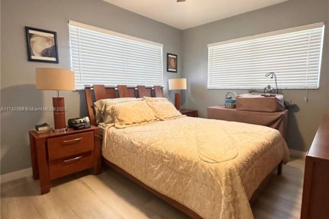 Condominio en venta en Hollywood, Florida, 2 dormitorios, 89.93 m2 № 1811632 - foto 15