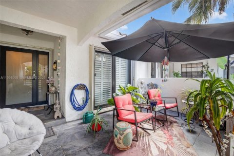 Condo in Aventura, Florida, 3 bedrooms  № 2009876 - photo 5