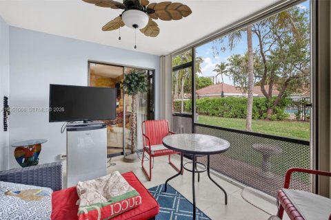 Condo in Aventura, Florida, 3 bedrooms  № 2009876 - photo 20