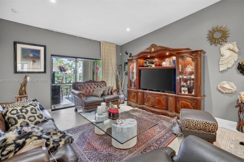 Condo in Aventura, Florida, 3 bedrooms  № 2009876 - photo 12