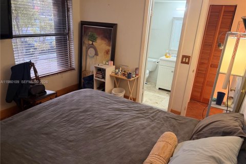 Купить таунхаус в Майами, Флорида 3 спальни, 144.93м2, № 2043713 - фото 29